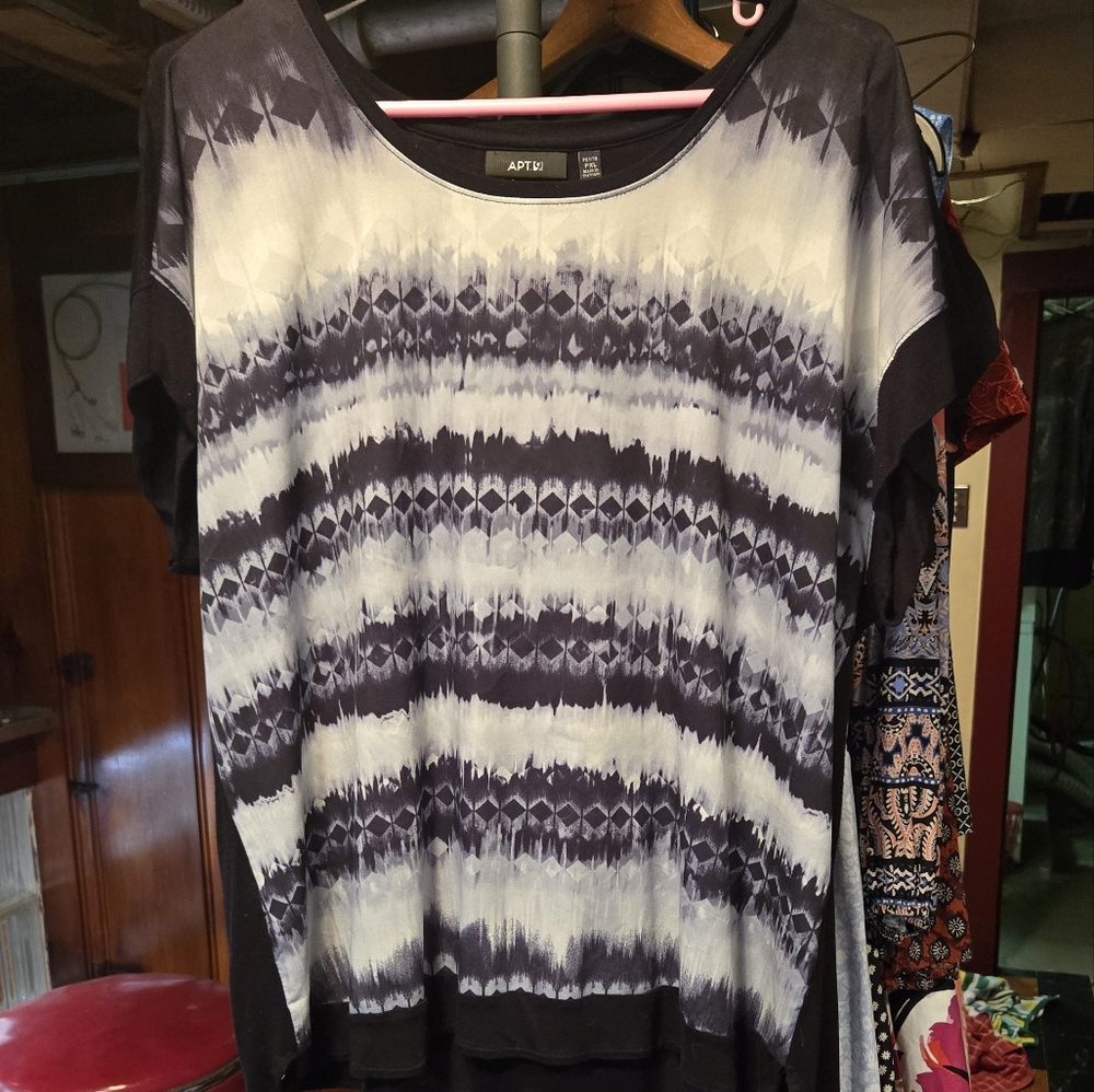 Apt. 9 blouse top shirt black cream misses size petite XL like new